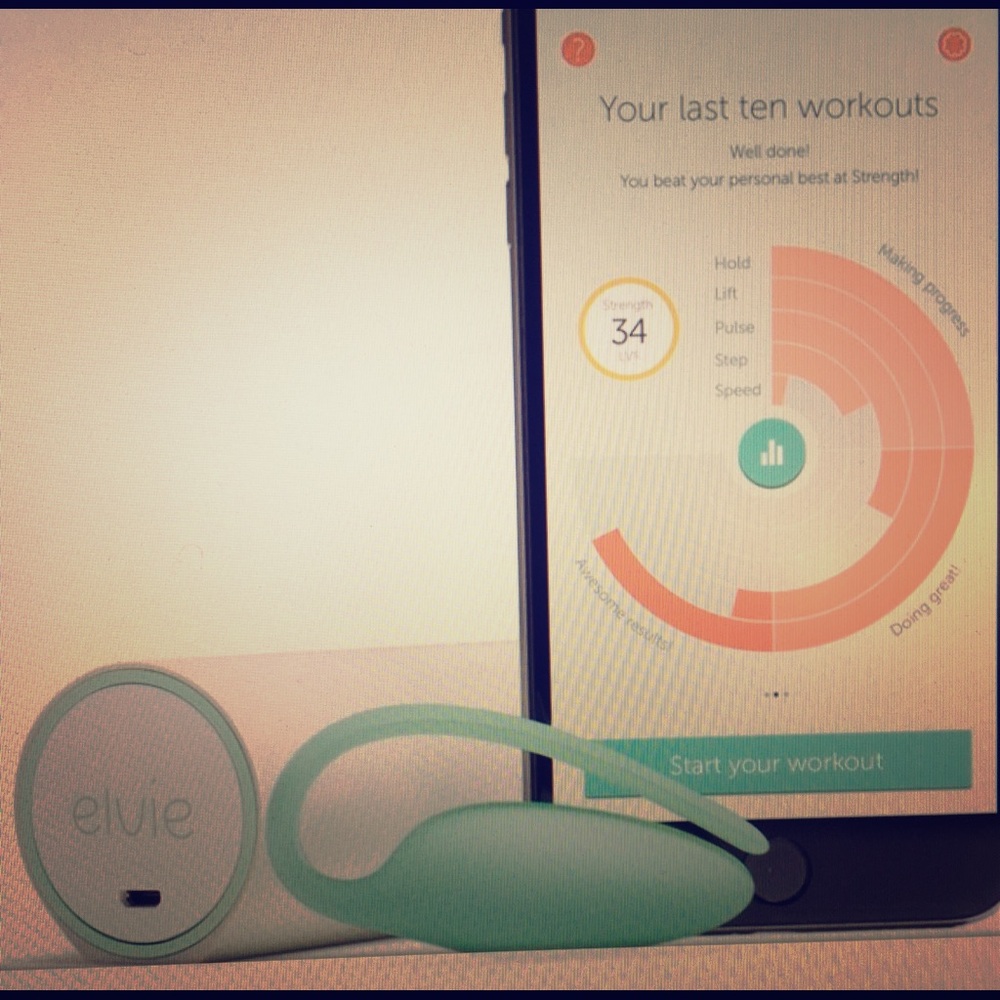 Elvie kegel trainer